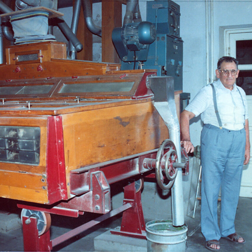 Riseria Re Carlo - Foto storiche - Riso italiano di qualità dalle pianure vercellesi - Carnaroli, Arborio, Baldo, Cammeo, Sant'Andrea, Rosa Marchetti, Semigreggio, Ermes, Venere, Apollo