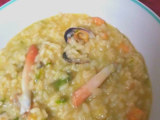 Riseria Re Carlo - Risotto Asparagi e Cannolicchi - Foto particolare (close-up) ricetta impiattata