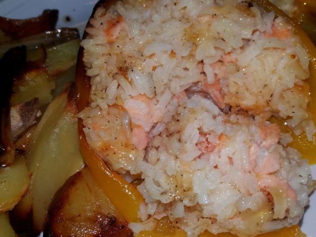 Riseria Re Carlo - Peperoni ripieni al riso e salmone - Foto particolare (close-up) ricetta impiattata