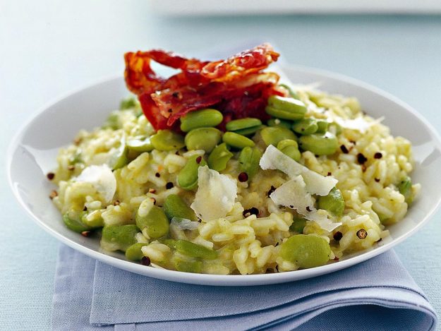 Riseria Re Carlo - Risotto fave e pancetta - Foto particolare (close-up) ricetta impiattata